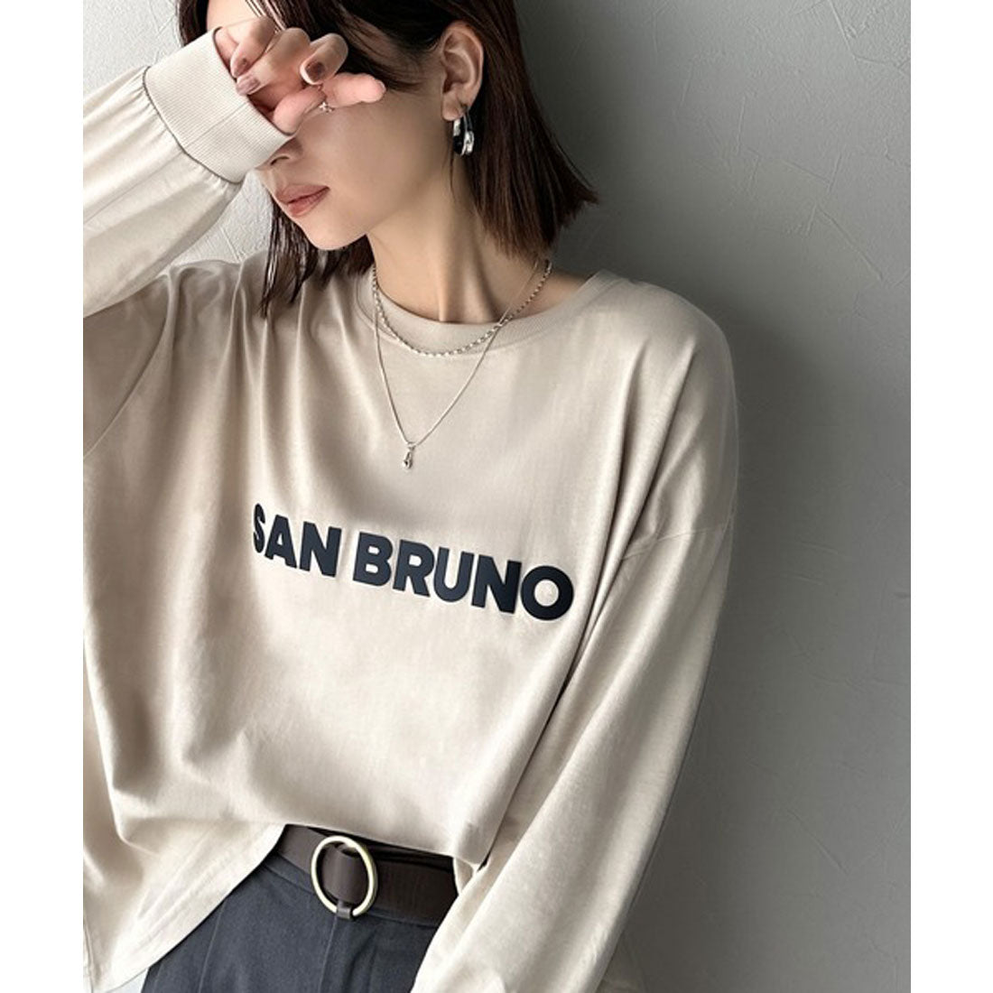 クラシカルエルフ Classical Elf 立体ロゴが主役！デイリーに活躍する大人カジュアル。綿100％英字ロゴロンT （ブラック） ブラック