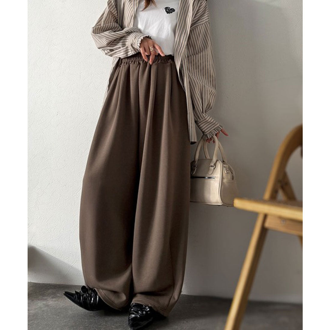 クラシカルエルフ Classical Elf シンプルコーデに動きをプラス♪ダンボールイージーカーブパンツ （ブラウン） ブラウン