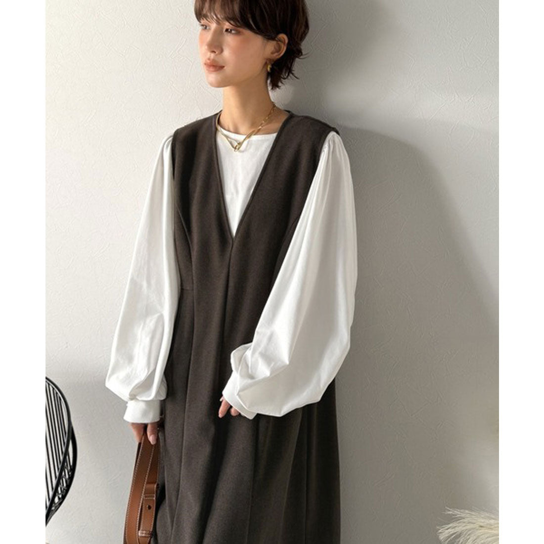 クラシカルエルフ Classical Elf 【Classical Evon】凛とした美しさ。Vネックウエストタックワンピース（ロング丈） （チャコール） チャコール