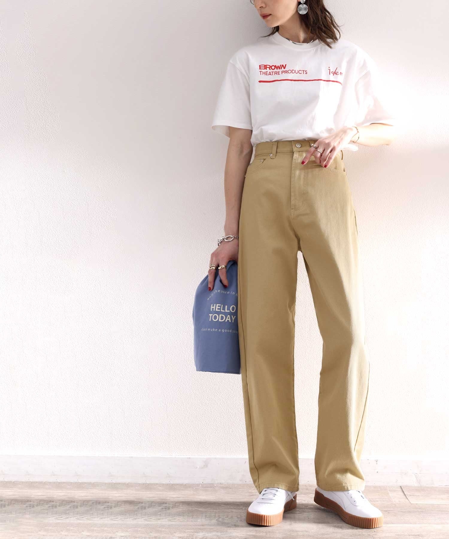 ゆったりハイウエストワイドストレート無地デニム＆チノパンツ