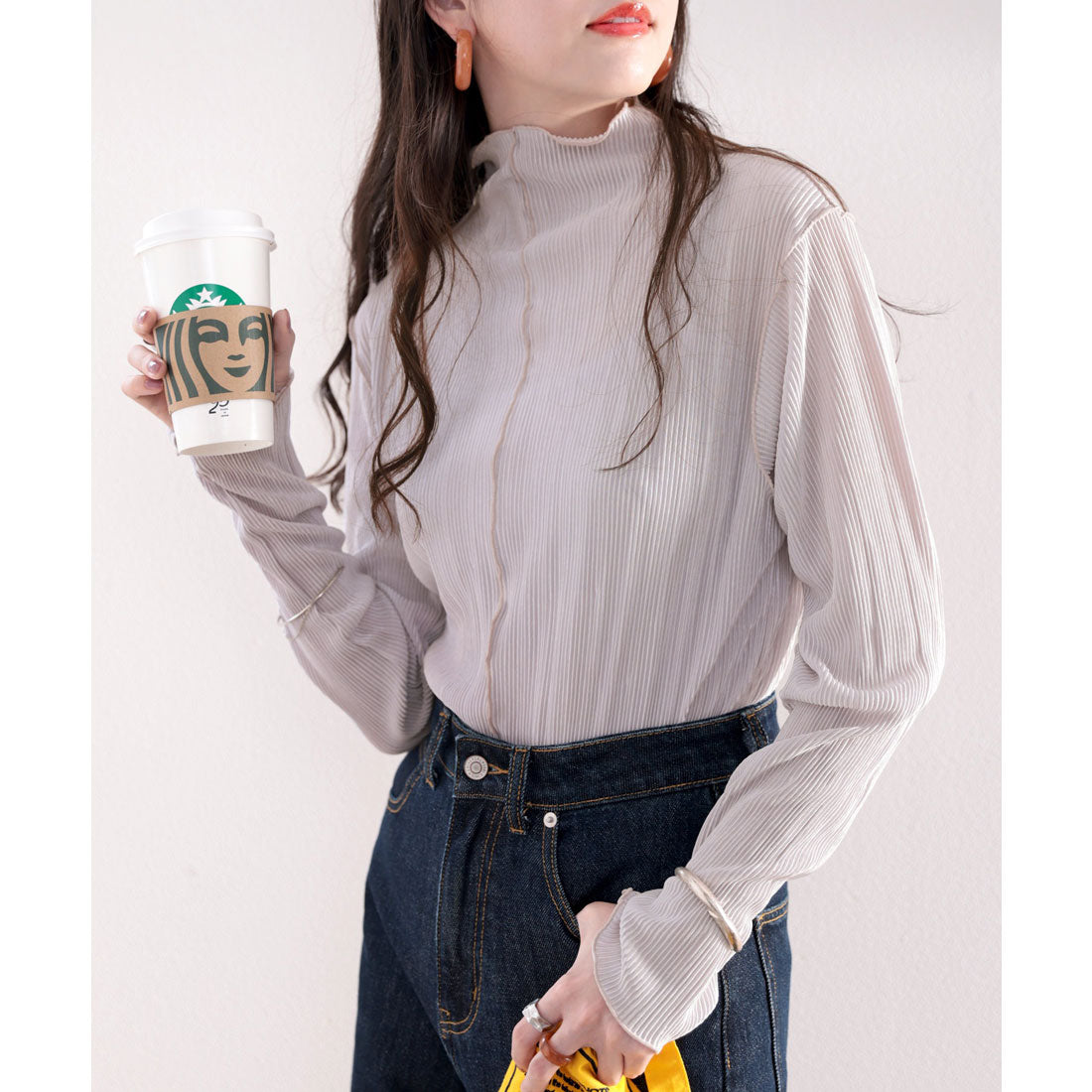 クラシカルエルフ Classical Elf 上品な光沢感。2wayメロープリーツハイネックトップス