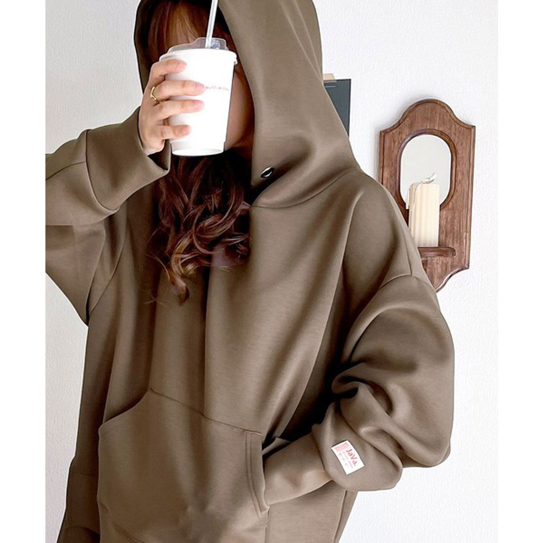 Classical Elf 《JaVa Collaboration》 Smooth & Glossy. Cardboard Knit Kangaroo Pocket Hoodie