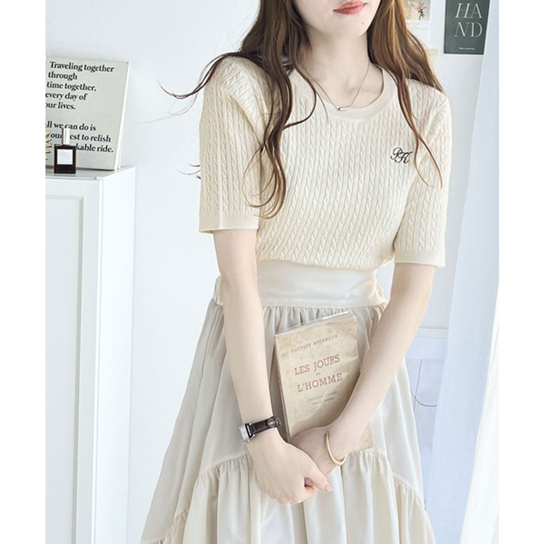 Classical Elf Retro cute versatile knit. Cable knit embroidered short sleeve knit pullover.