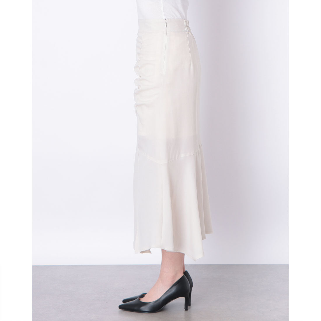 チーク Cheek ドロストスリットマーメイドスカート （IVORY） IVORY