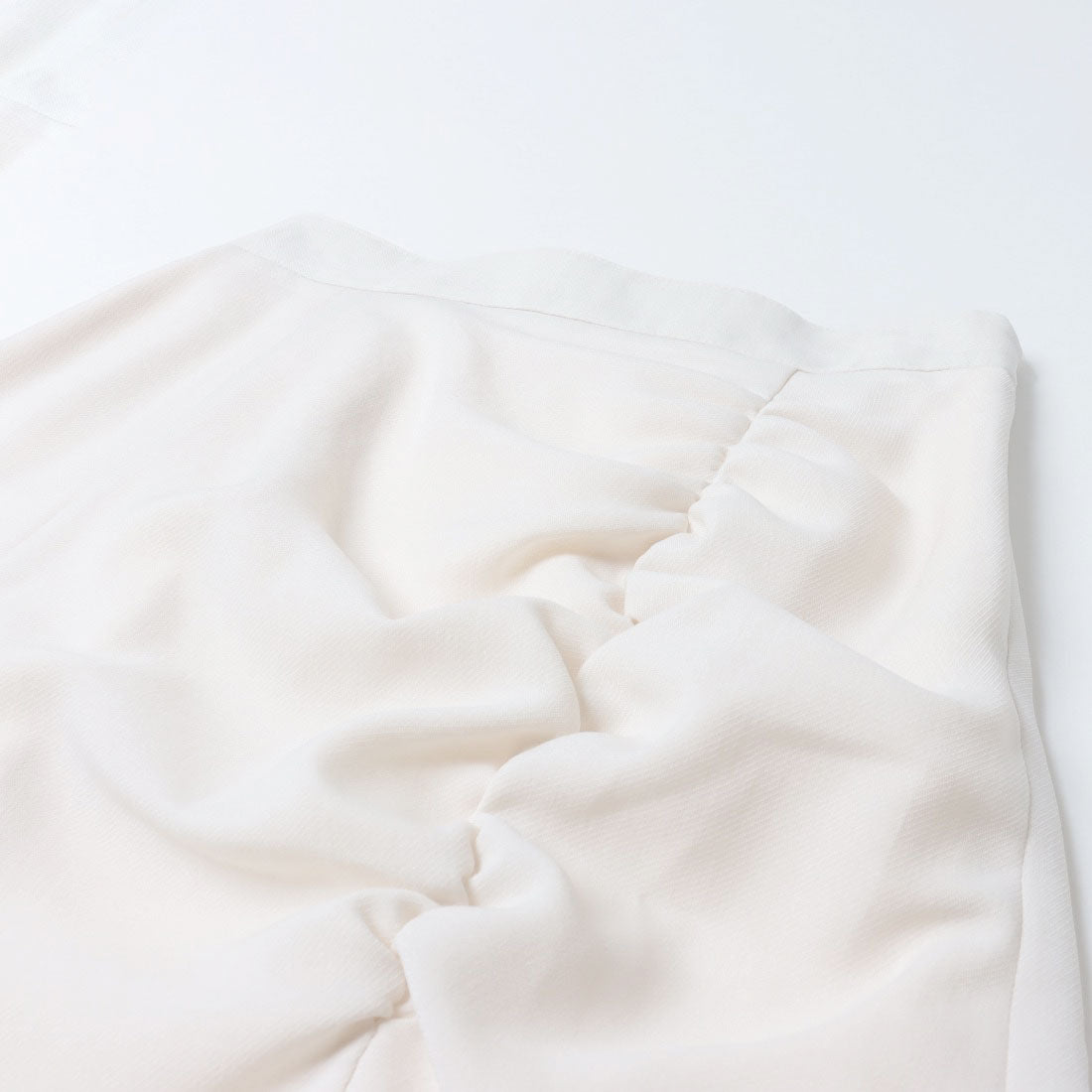 チーク Cheek ドロストスリットマーメイドスカート （IVORY） IVORY