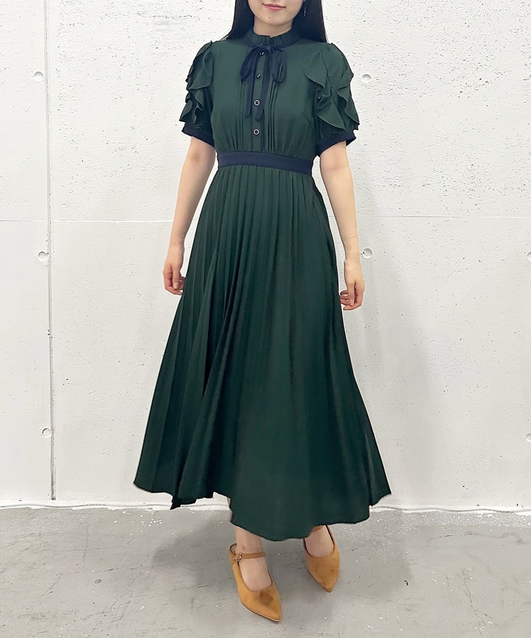 Cheek Frill Color Pleated Bow Tie Dress