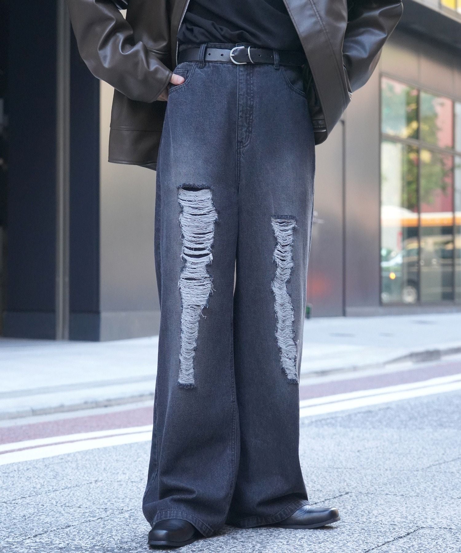 コンファーム Confirm ヴィンテージメイク ダメージ加工 ケミカルウォッシュ加工 ワイドストレートデニムパンツ （ブラック） ブラック