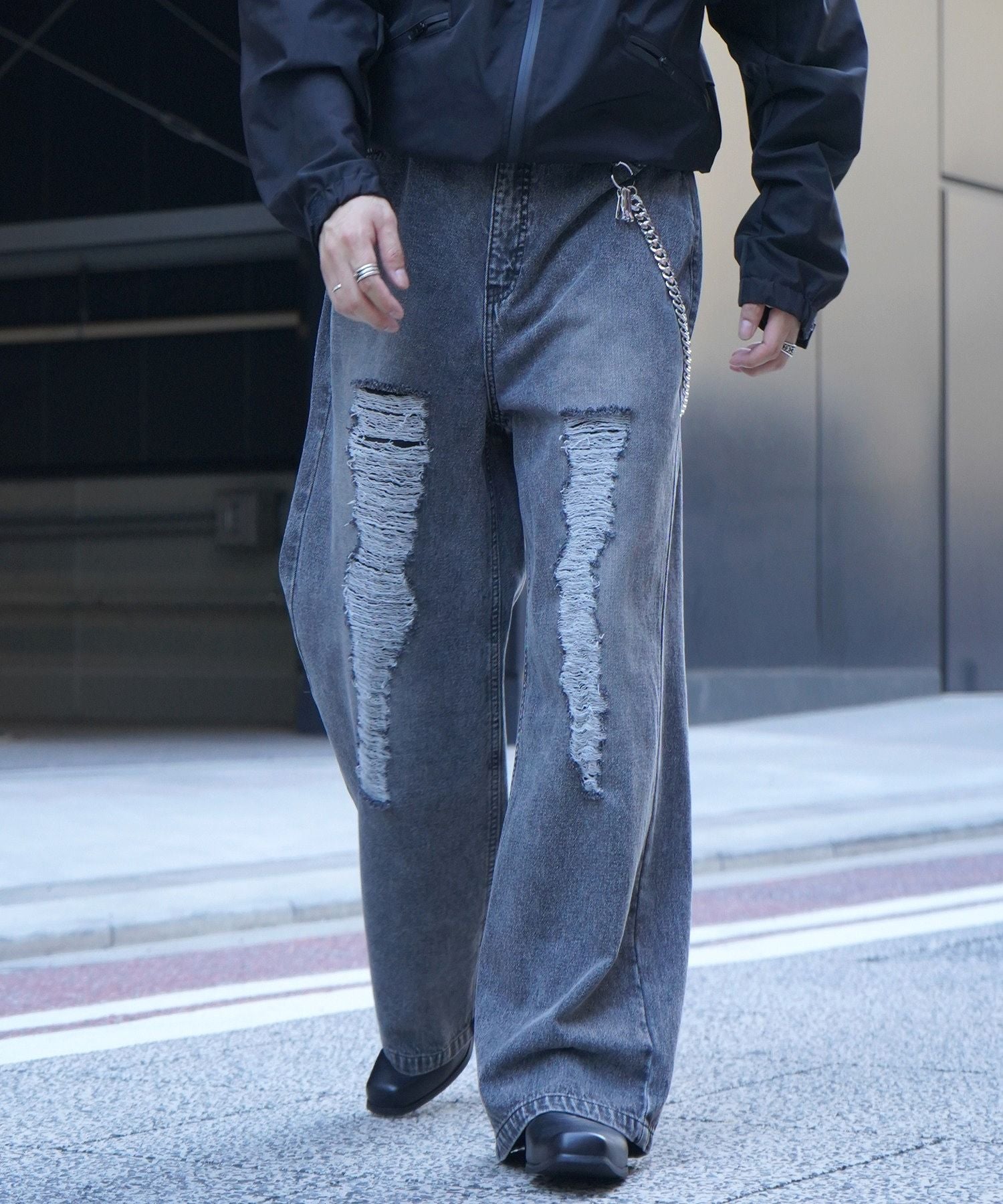 コンファーム Confirm ヴィンテージメイク ダメージ加工 ケミカルウォッシュ加工 ワイドストレートデニムパンツ （ブラック2） ブラック2
