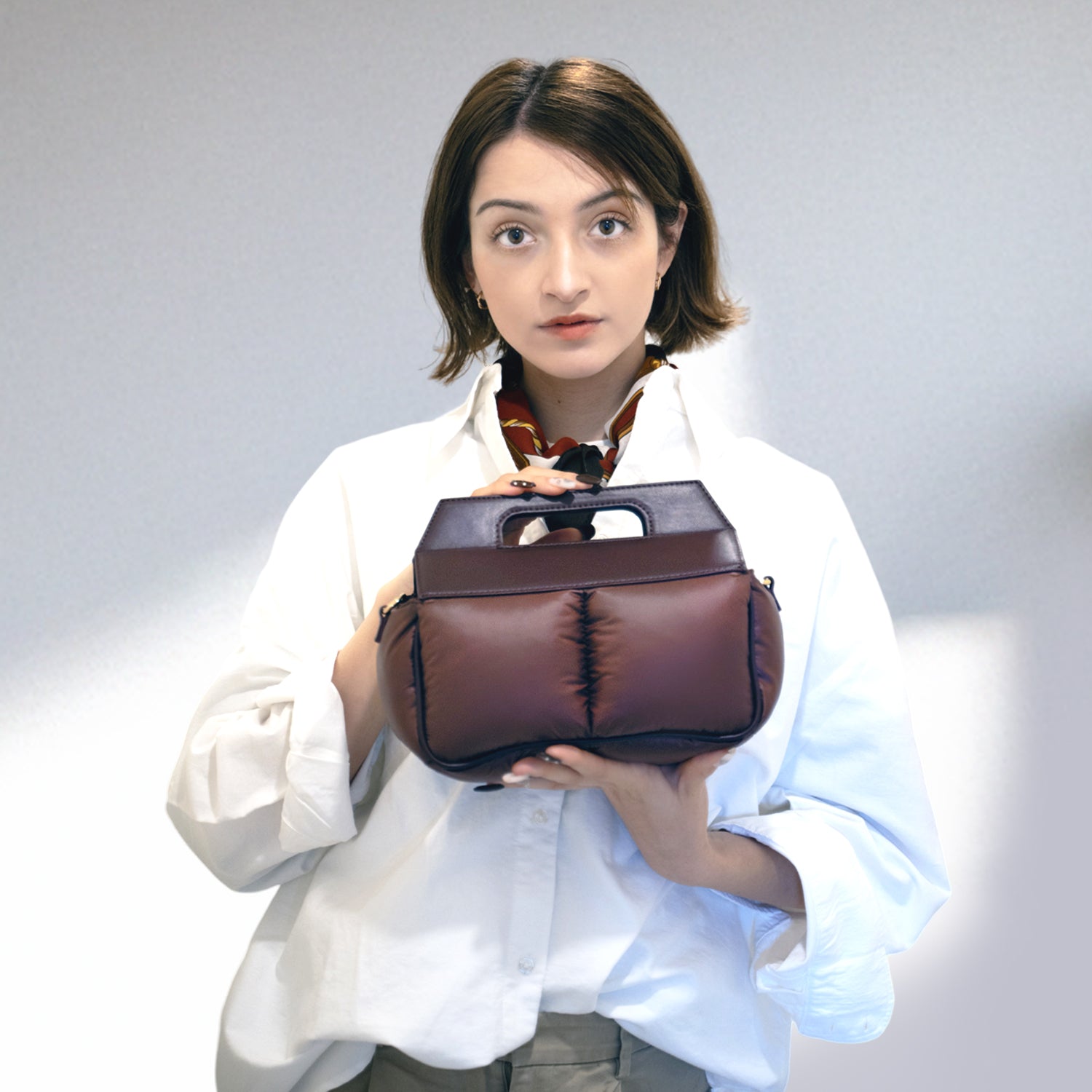 クレールトワール Creeretoile 2WAY ふわふわ ショルダーバッグ ハンドバッグ（ホワイト） ホワイト