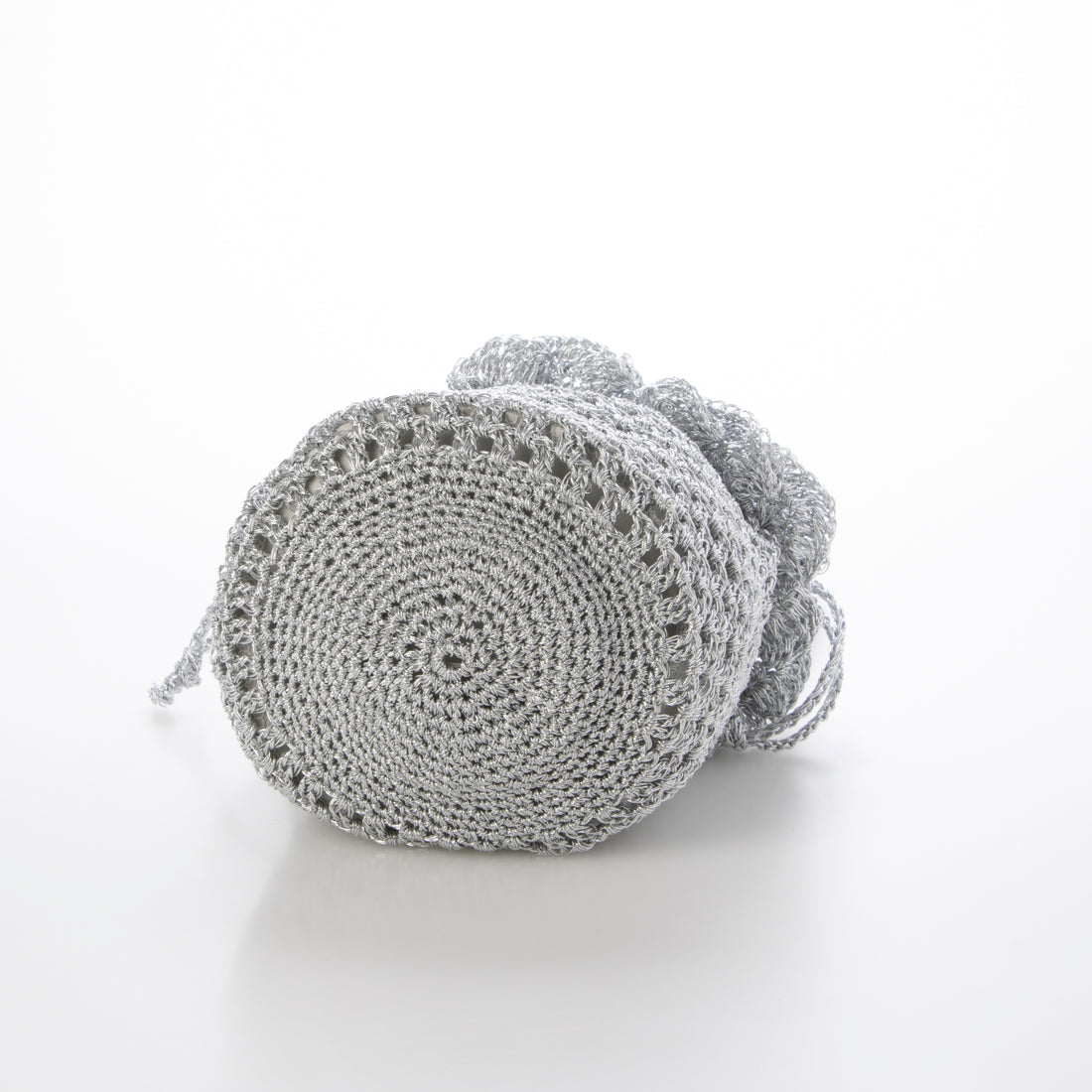 カシェリエ CACHELLIE C8632 MEATLLIC FRILL POUCH