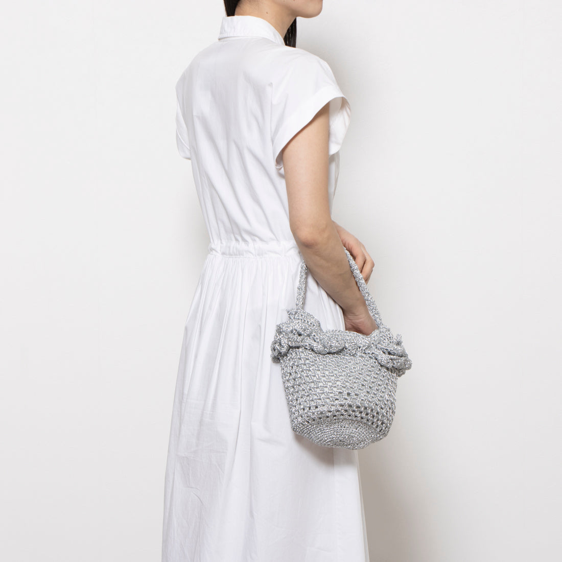 カシェリエ CACHELLIE C8632 MEATLLIC FRILL POUCH