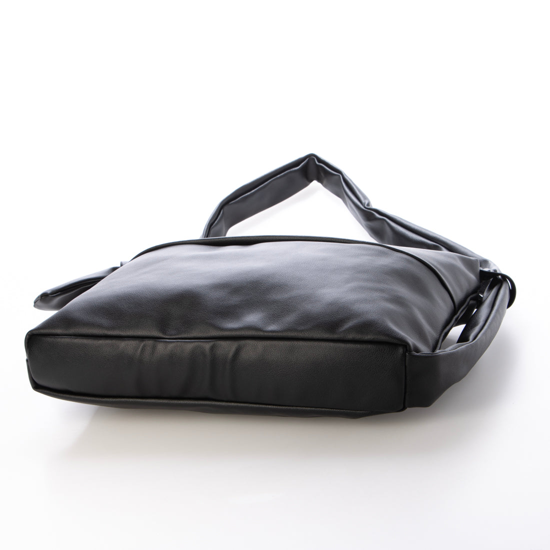 カシェリエ CACHELLIE C8779 PUFF HANDLE SHOULDER BAG （ブラック） ブラック