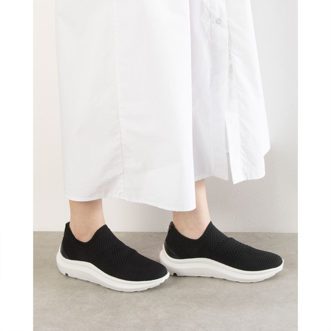 CARRANO Color Volume Sole Knit Sneakers