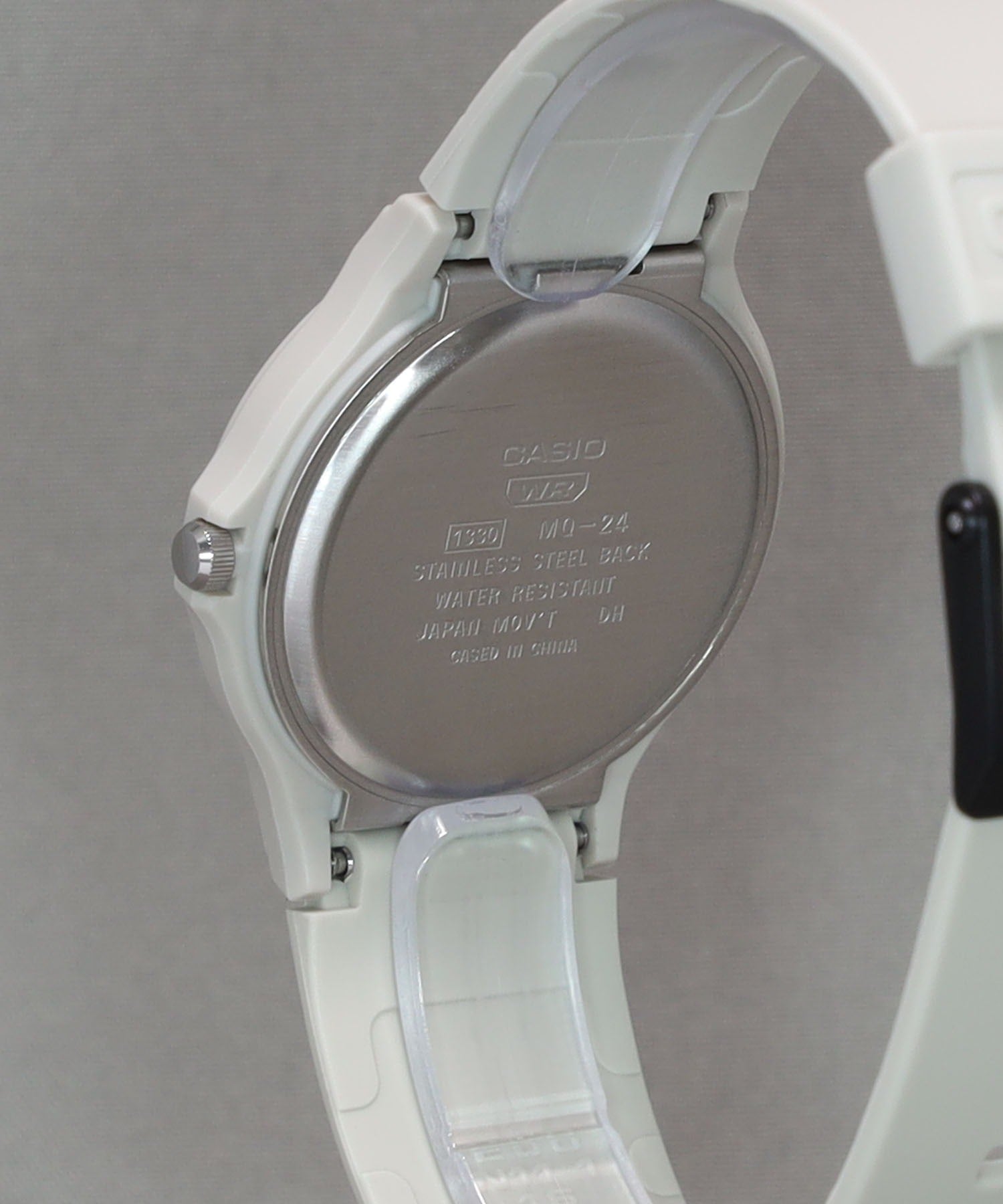 CASIO MQー24UCー8BJF