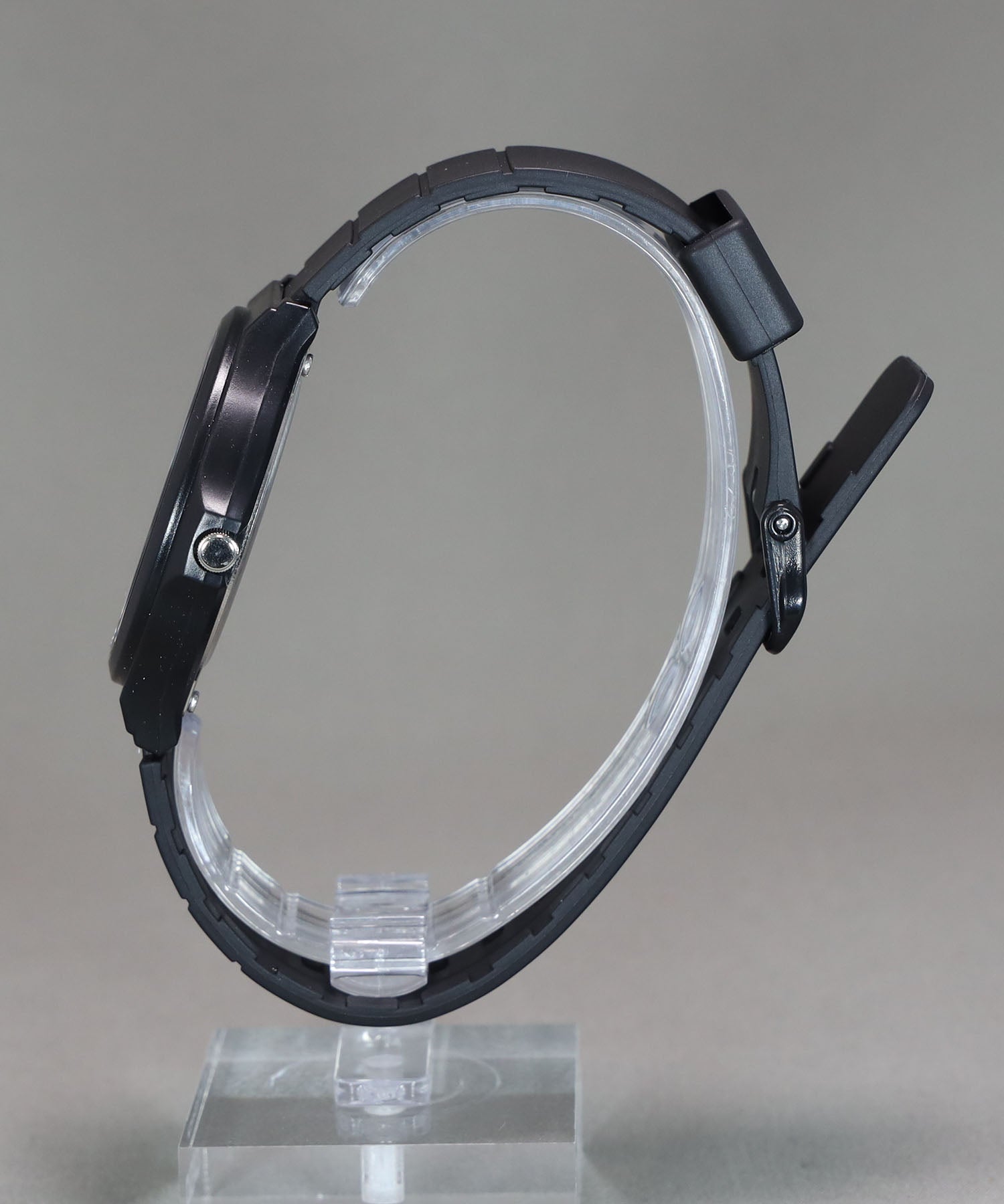 CASIO MW-240-1BJH
