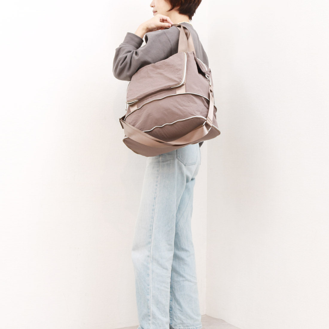 カシュカシュ cache cache ポータブルシワナイロンボストンバッグ