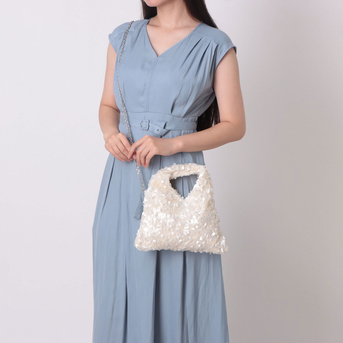 カシュカシュ cache cache スパンコールトライアングルバッグ （WH） WH