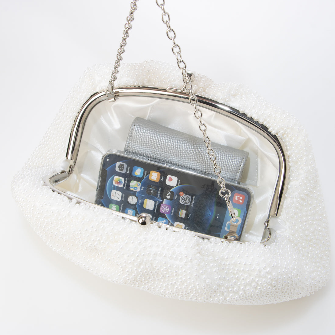 カシュカシュ cache cache カシュカシュ cachecache / パール調ビーズ口金バッグ （WH） WH