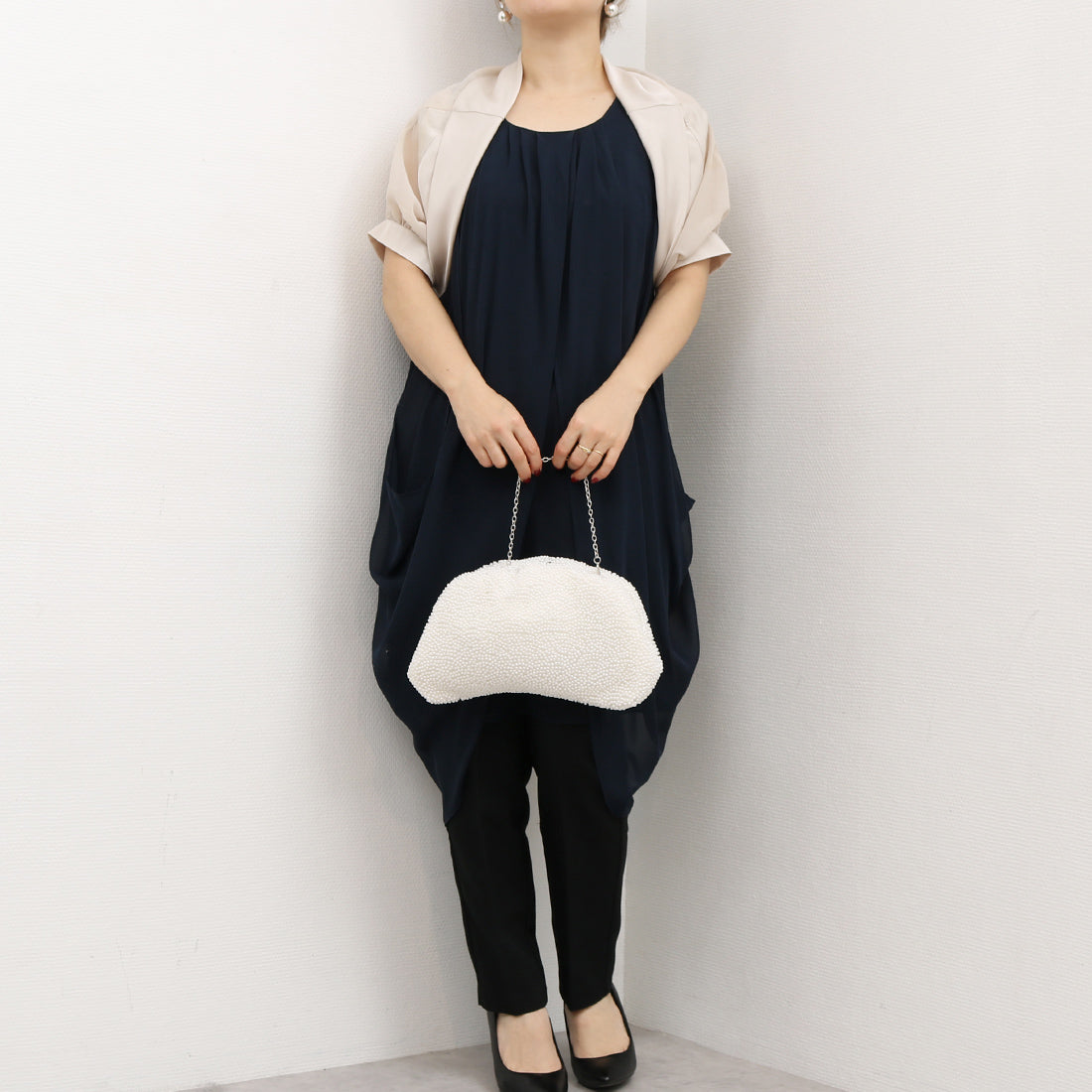 カシュカシュ cache cache カシュカシュ cachecache / パール調ビーズ口金バッグ （WH） WH
