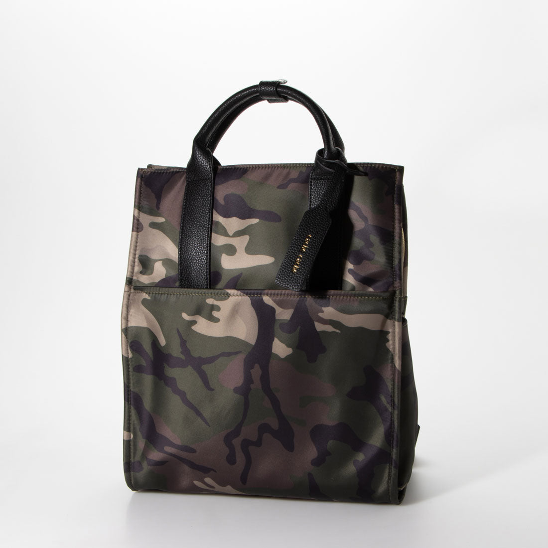 ＜ロングセラー＞カシュカシュ cache cache 11ポケットパーテーションリュックサック （カモフラージュ） CAMO