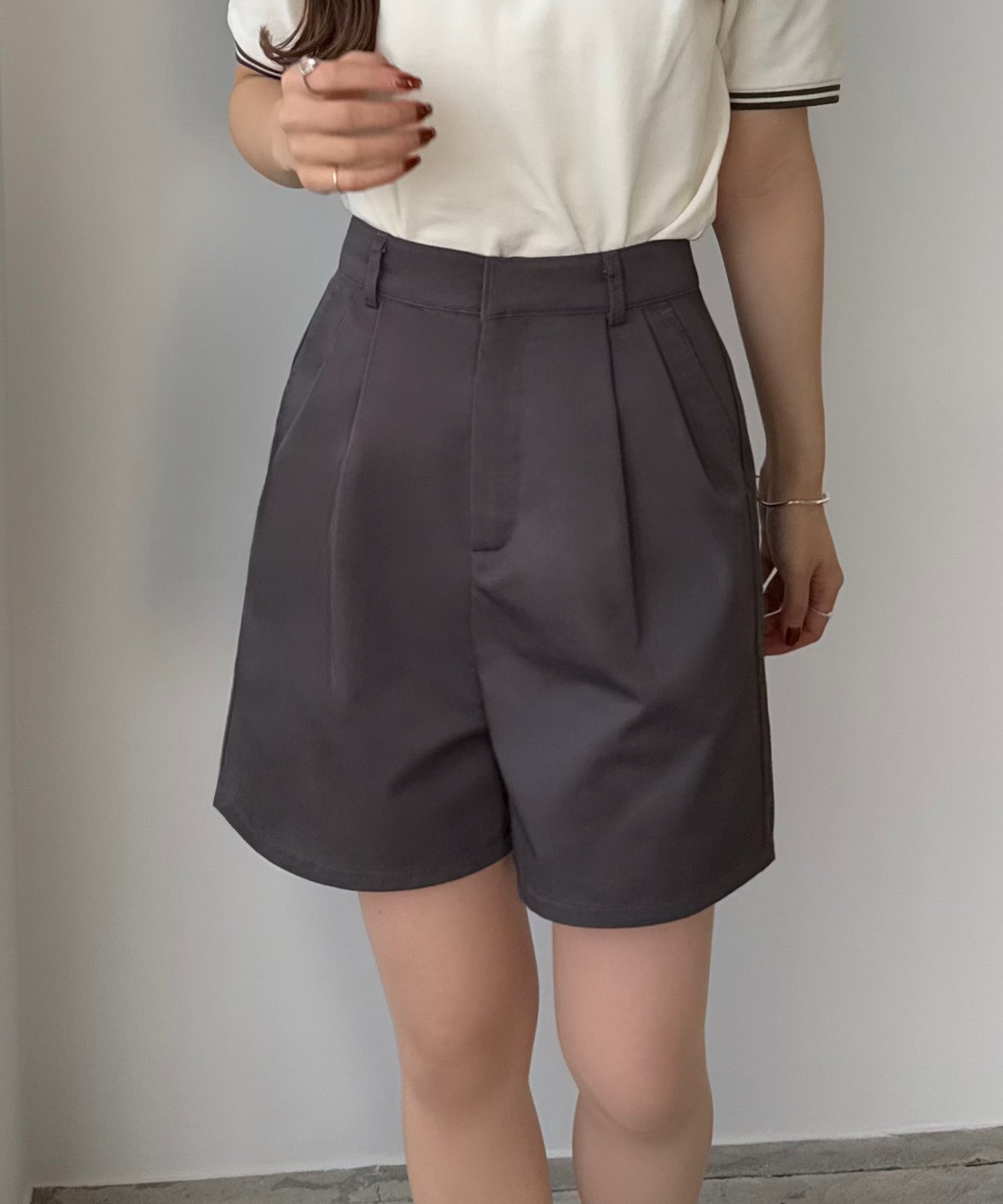 カラウティア callautia callautia ツイルツータックハイウエストショートパンツ