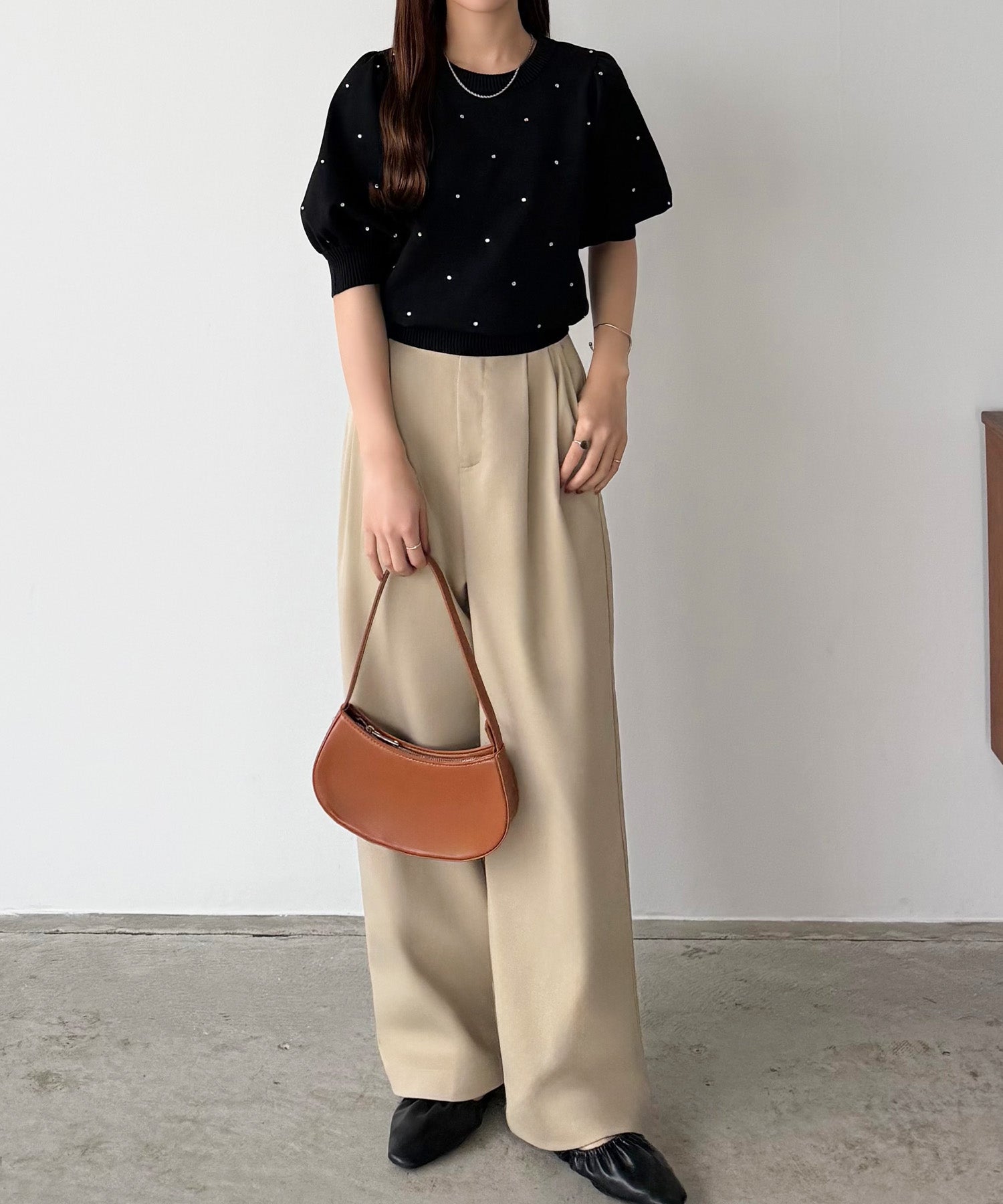 カラウティア callautia callautia パフスリーブラインストーンニット （ブラック） ブラック