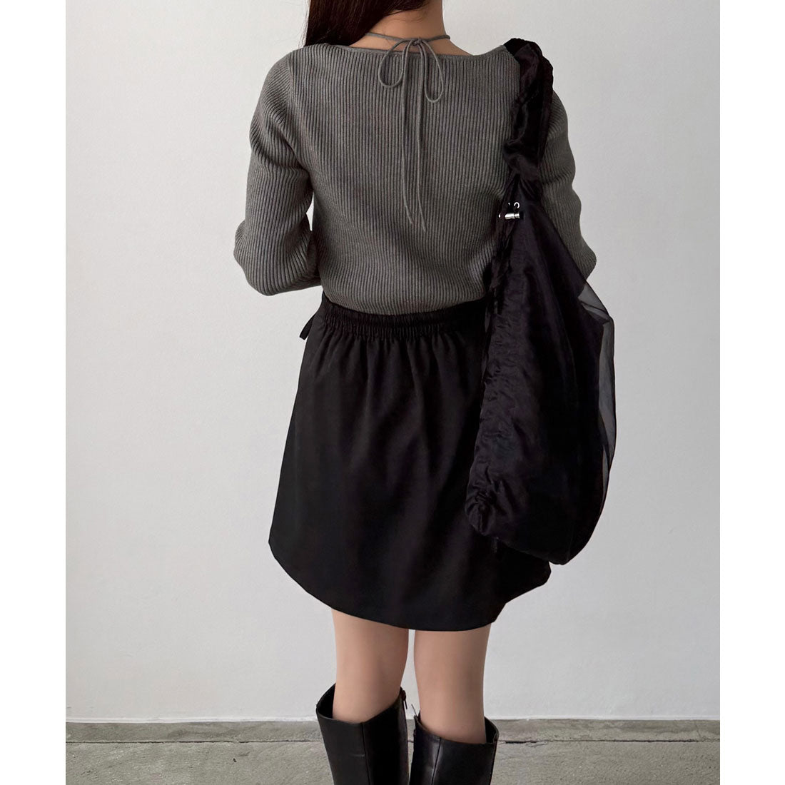 カラウティア callautia ホルターネックリブニット （チャコール） チャコール