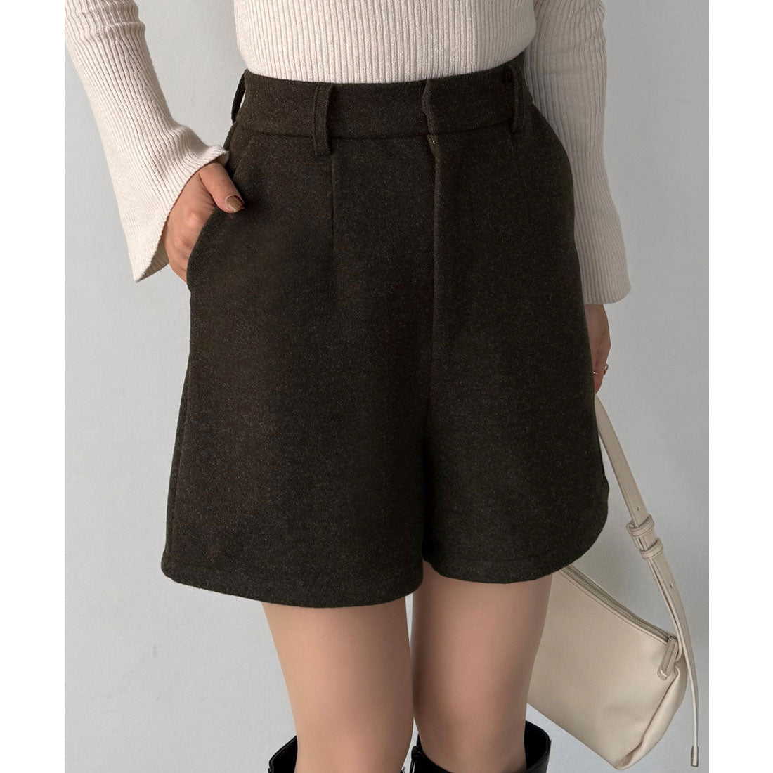 カラウティア callautia callautia メルトンショートパンツ （ブラウン） ブラウン