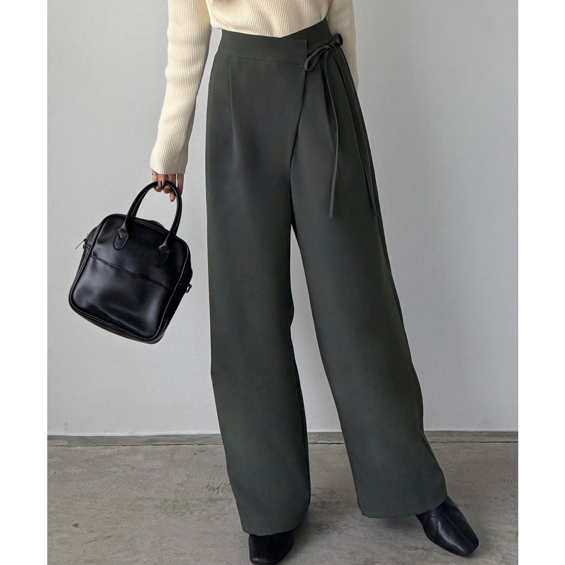 カラウティア callautia callautia 薄手ラップリボンスラックスパンツ（裏地無し） （チャコール） チャコール