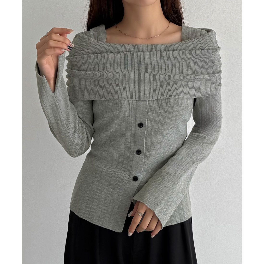 カラウティア callautia callautia オフショルボタンニットトップス （ライトグレー） ライトグレー