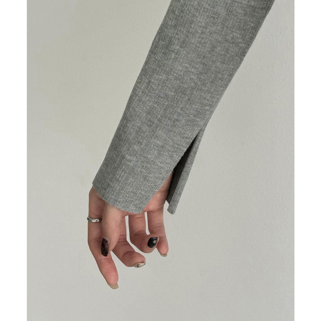 カラウティア callautia callautia オフショルボタンニットトップス （ライトグレー） ライトグレー