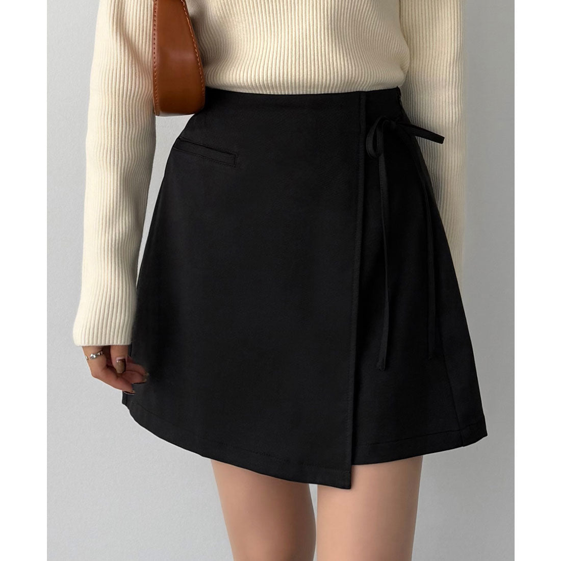 カラウティア callautia callautia ラップ風リボンミニスカート（インパン付き） （ブラック） ブラック