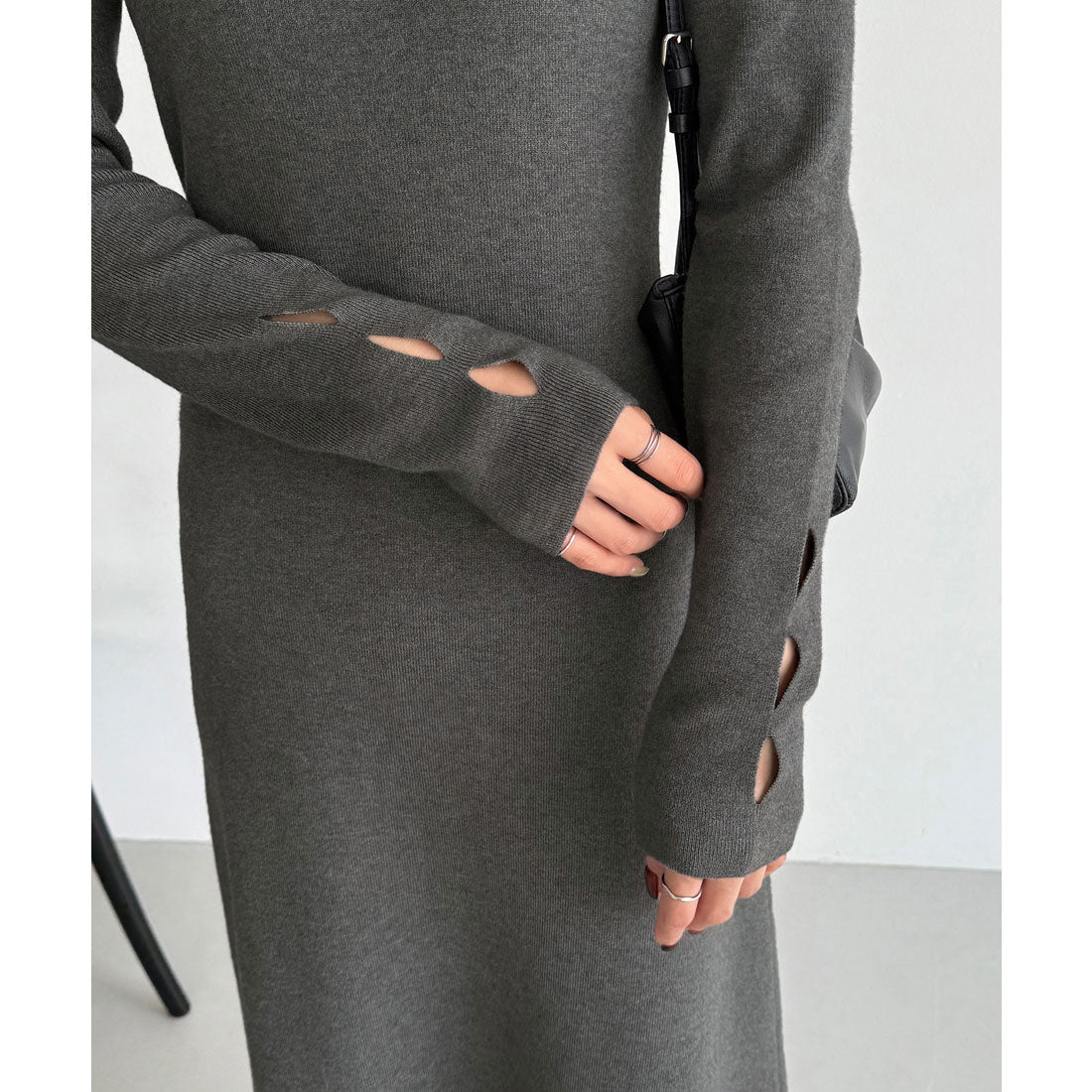 カラウティア callautia callautia Uネックフレアニットワンピース （グレー） グレー