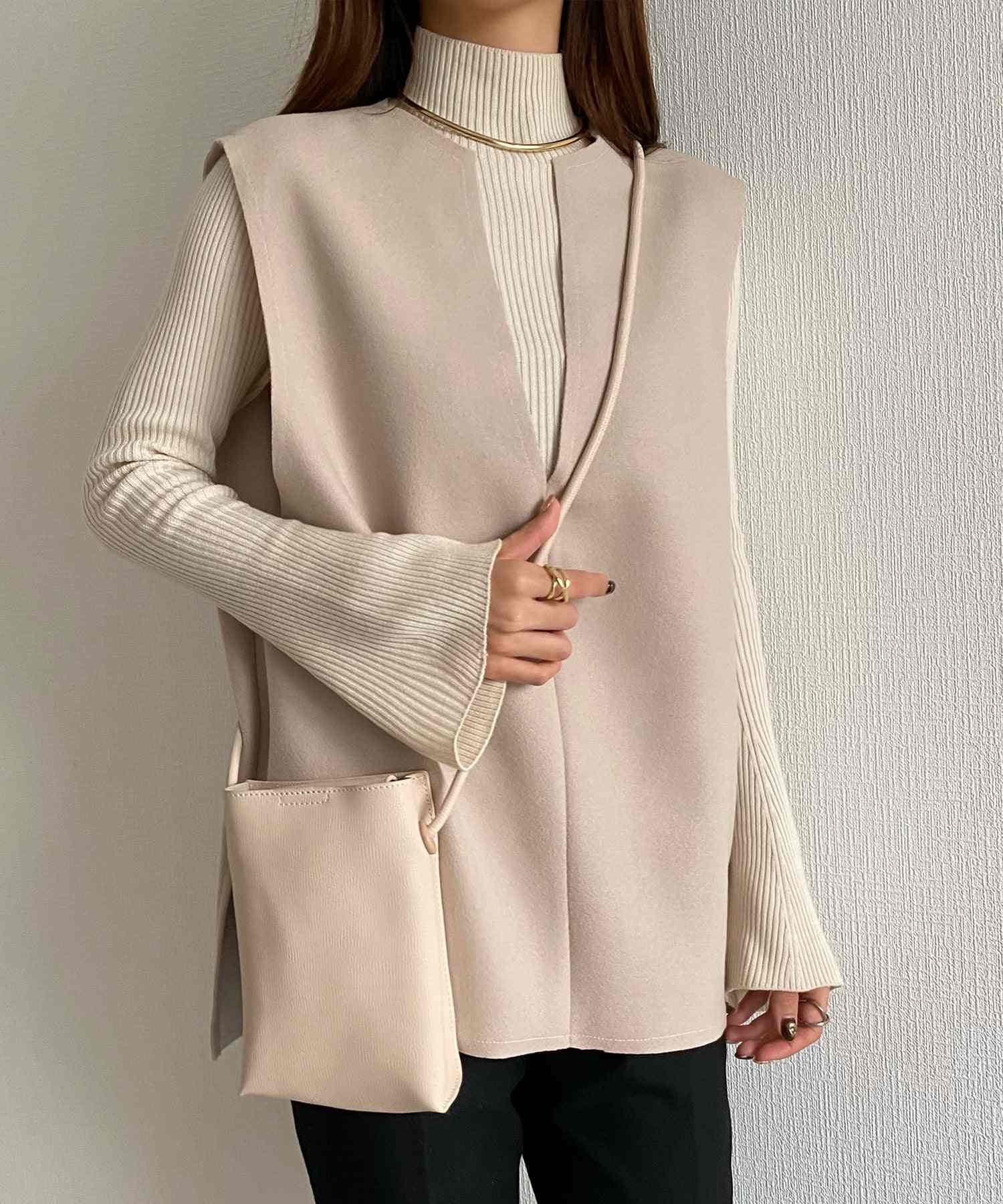 カラウティア callautia callautia 深Vネックベスト