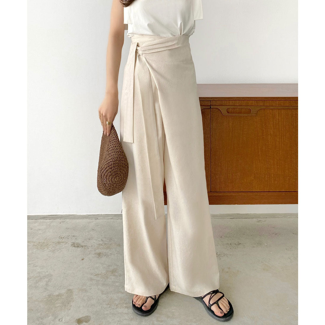 カラウティア callautia ラップリネン混ワイドパンツ （アイボリー） アイボリー