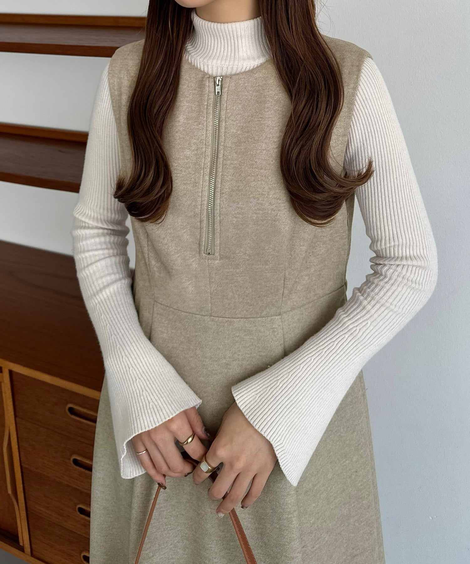 カラウティア callautia callautia フロントジップウールライクワンピース