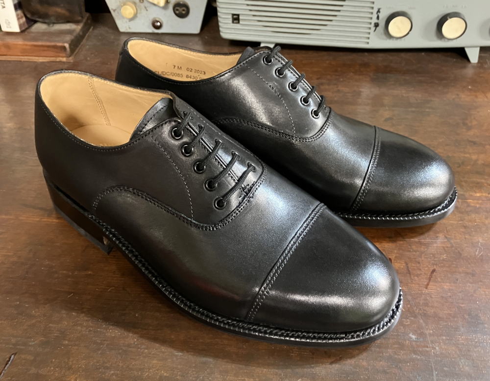 サービスシューズ  GY製法   オフィサーシューズ 内羽根ストレートチップCALZARTES  MOD
