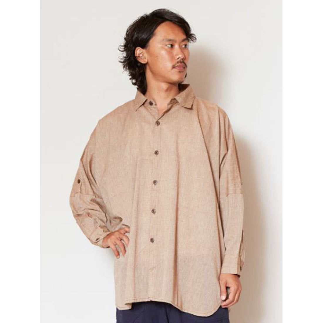 【チャイハネ】yul ネパールコットンドルマンスリーブシャツ オフホワイト,キャメル