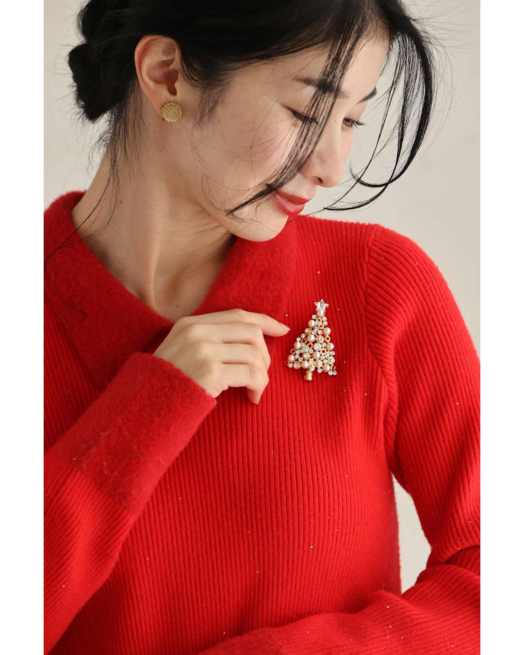 CAWAII CAWAII 彩繪快樂假期的聖誕樹胸針