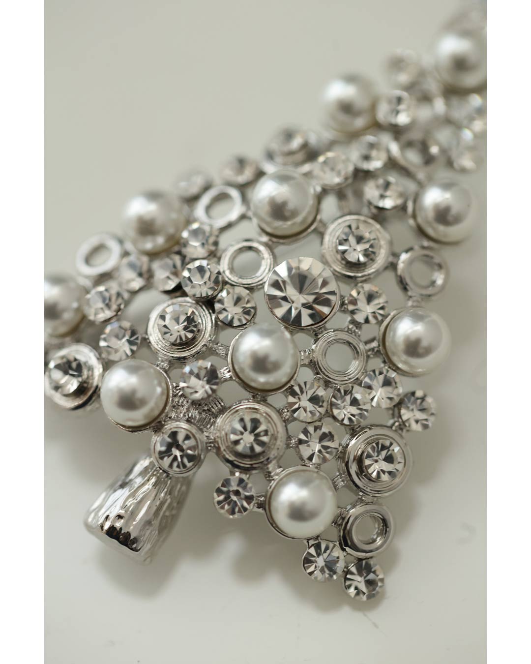 CAWAII CAWAII 彩繪快樂假期的聖誕樹胸針