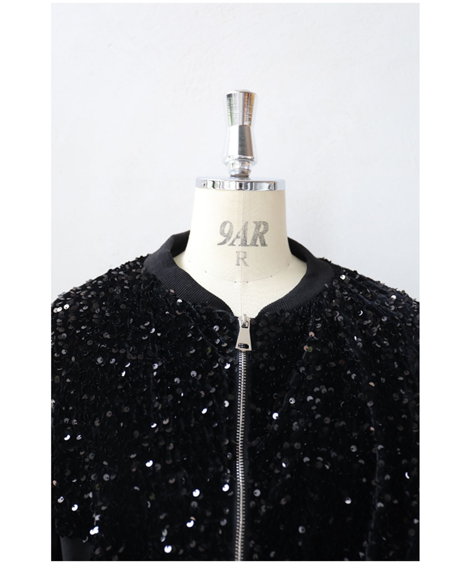 カワイイ CAWAII くびれブルゾン 煌めき脱カジュアル （ブラック） ブラック