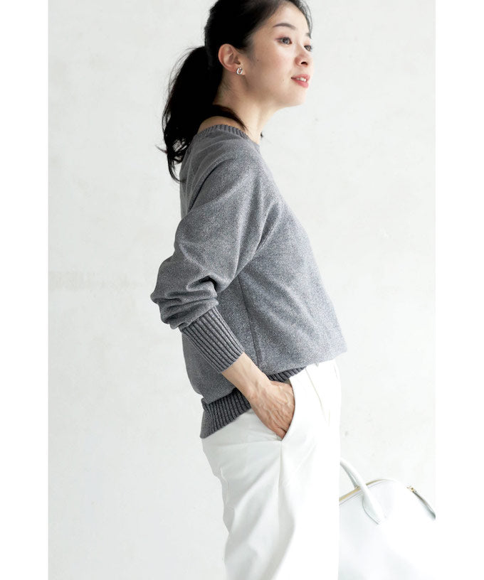 カワイイ CAWAII 華やぐ煌めきラメ クルーネックニット Back to BASICS