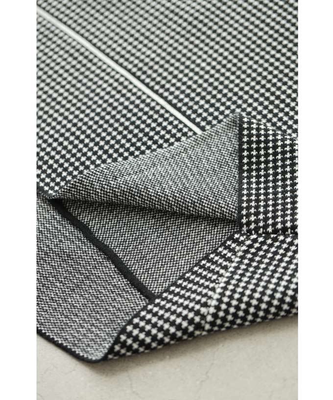 CAWAII shoulder-flowing line pattern knit pullover top