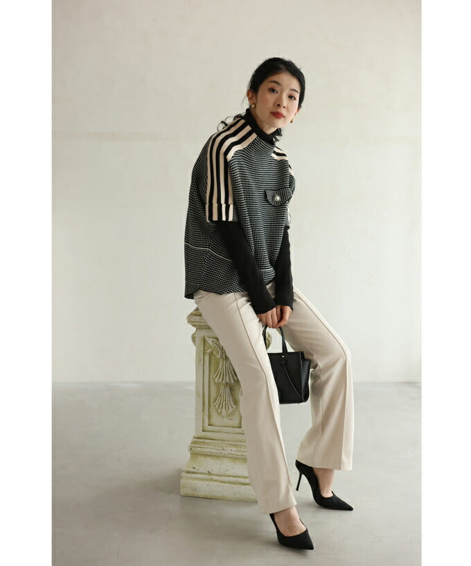 CAWAII shoulder-flowing line pattern knit pullover top