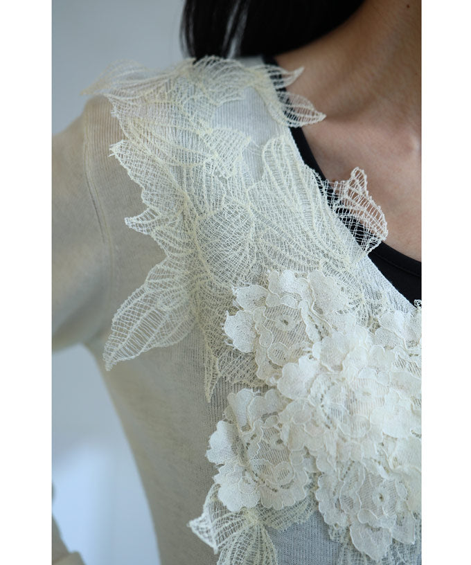 CAWAII CAWAII Three-dimensional blooming abundant flower lace cut-and-sew top