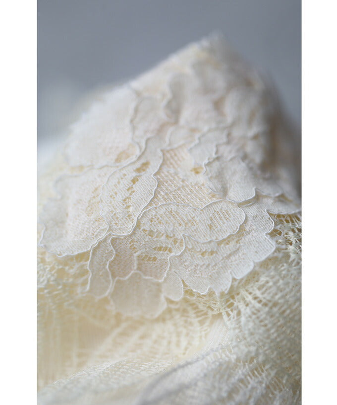 CAWAII CAWAII Three-dimensional blooming abundant flower lace cut-and-sew top