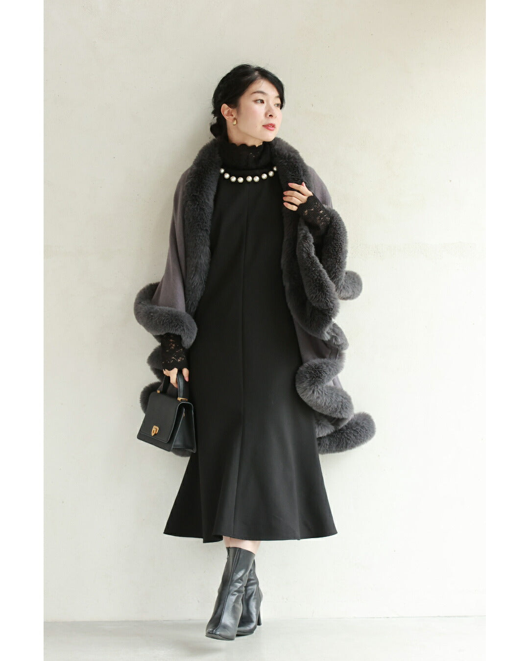 CAWAII CAWAII Pearl Neck A-Line Medium Dress