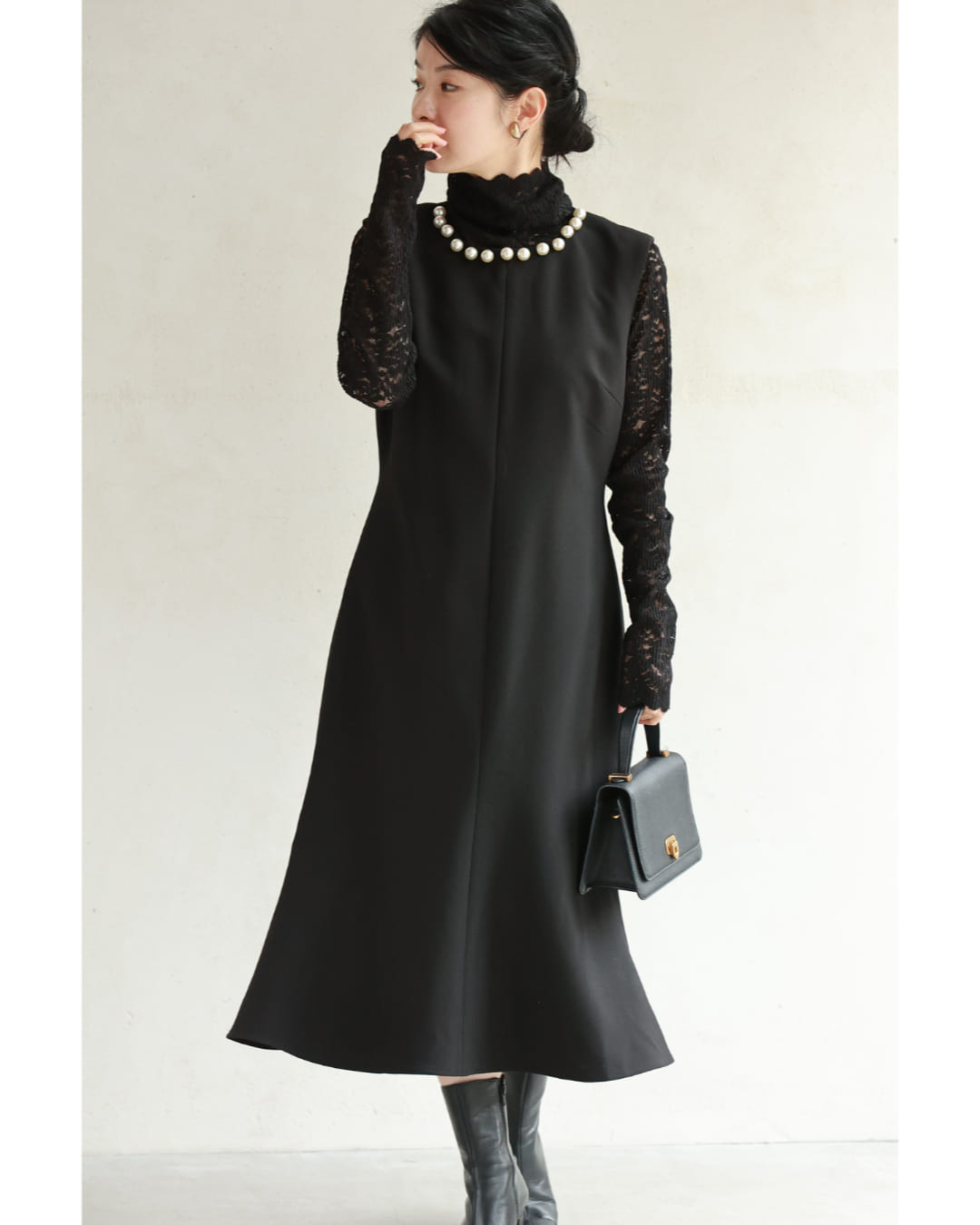 CAWAII CAWAII Pearl Neck A-Line Medium Dress