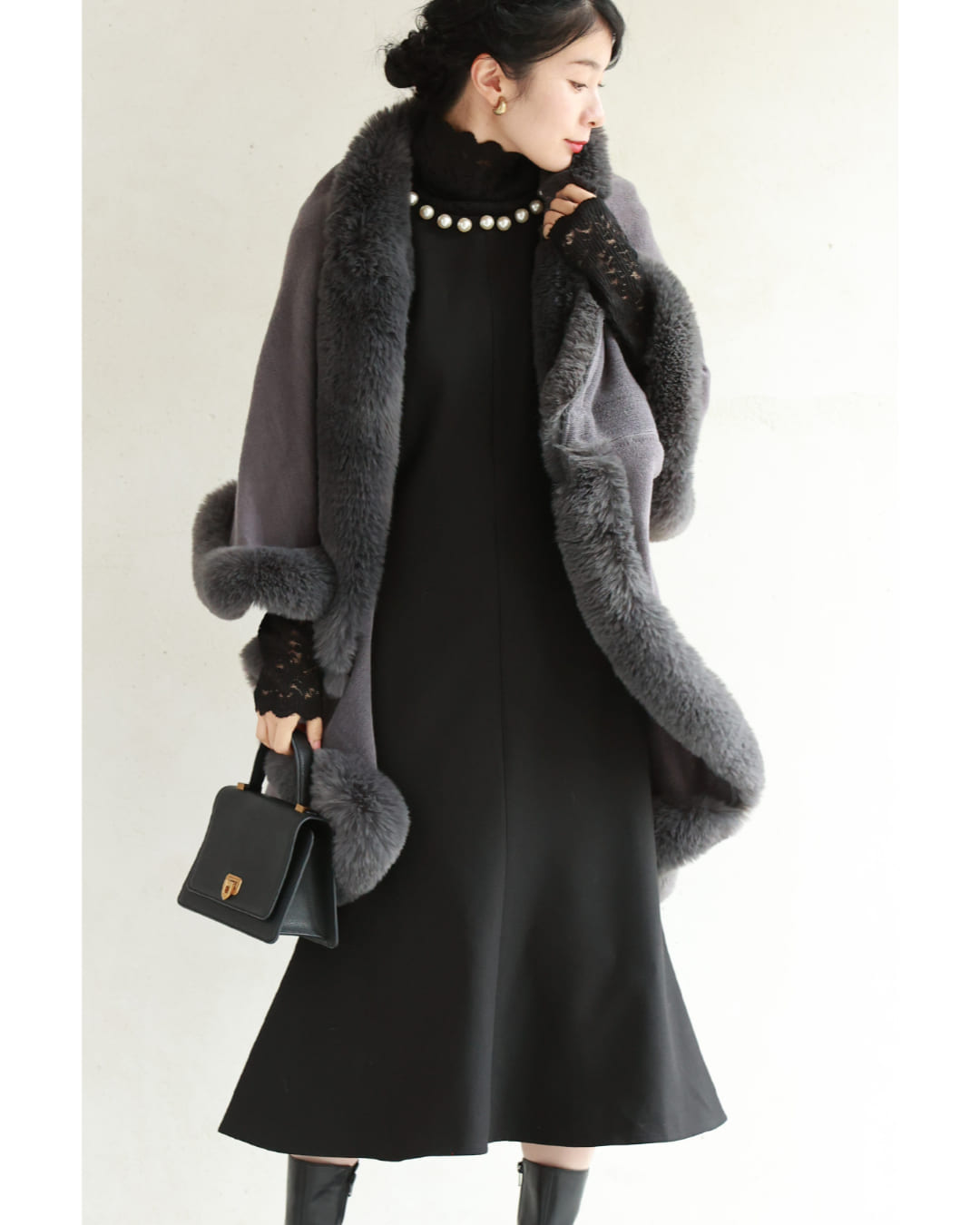 CAWAII CAWAII Pearl Neck A-Line Medium Dress