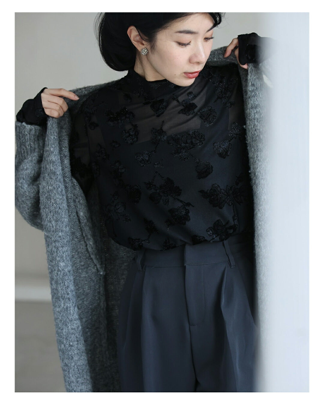 CAWAII CAWAII velour-style flower floating elegant sheer inner